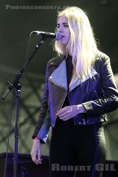 LONDON GRAMMAR - 2014-05-31 - PARIS - Parc de Bagatelle - 